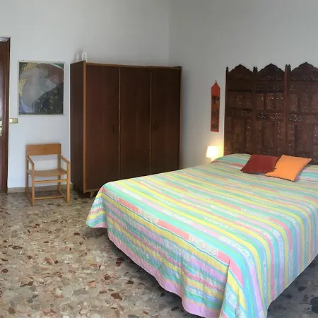 Oda ve Kahvaltı Brigo 3*